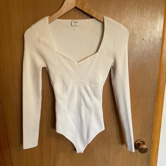 Abercrombie & Fitch Tops - Abercrombie White Ribbed Thong Onesie Sweatheart Neckline Size S.